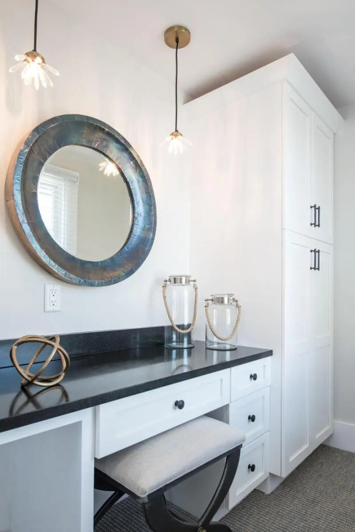 Faraway Martha's Vineyard