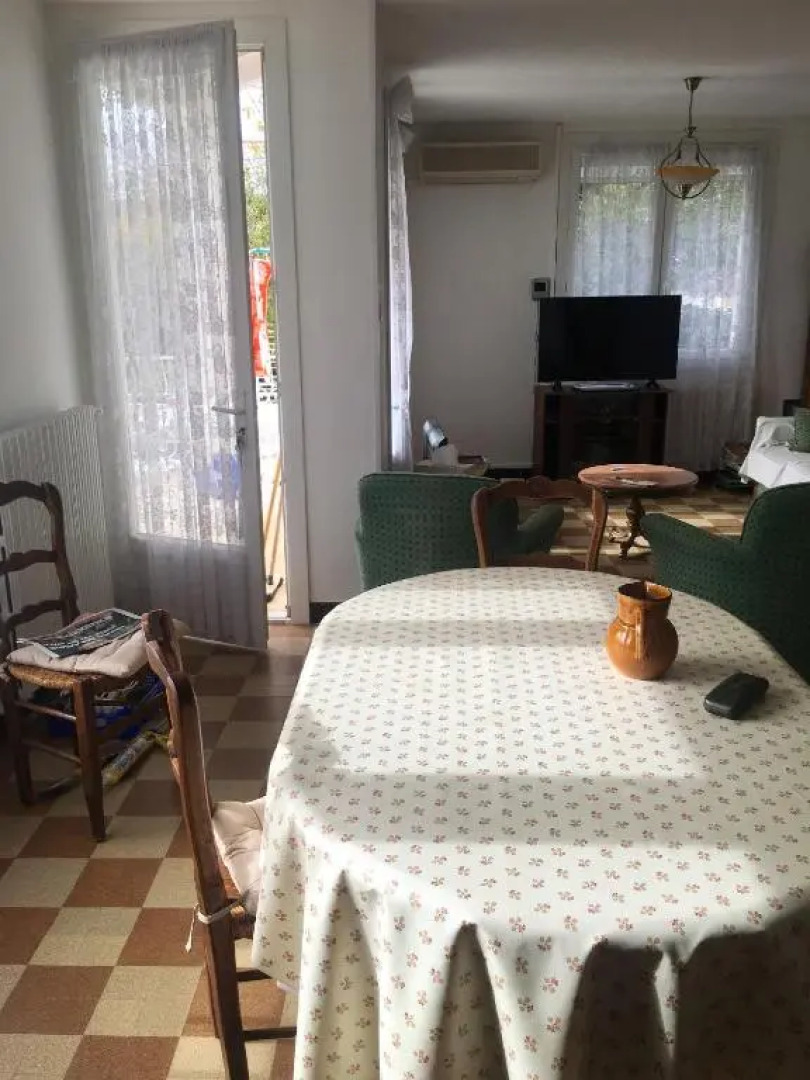 Maison de 3 chambres avec wifi a Manosque