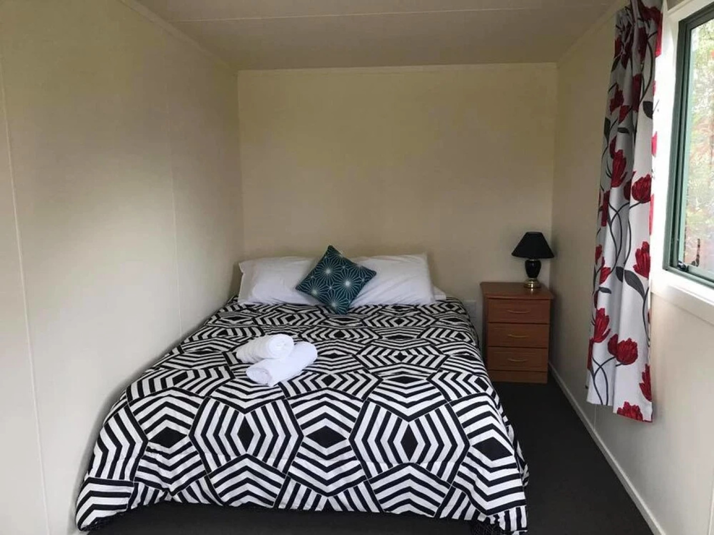 New Windsor Lodge & Caravan Park