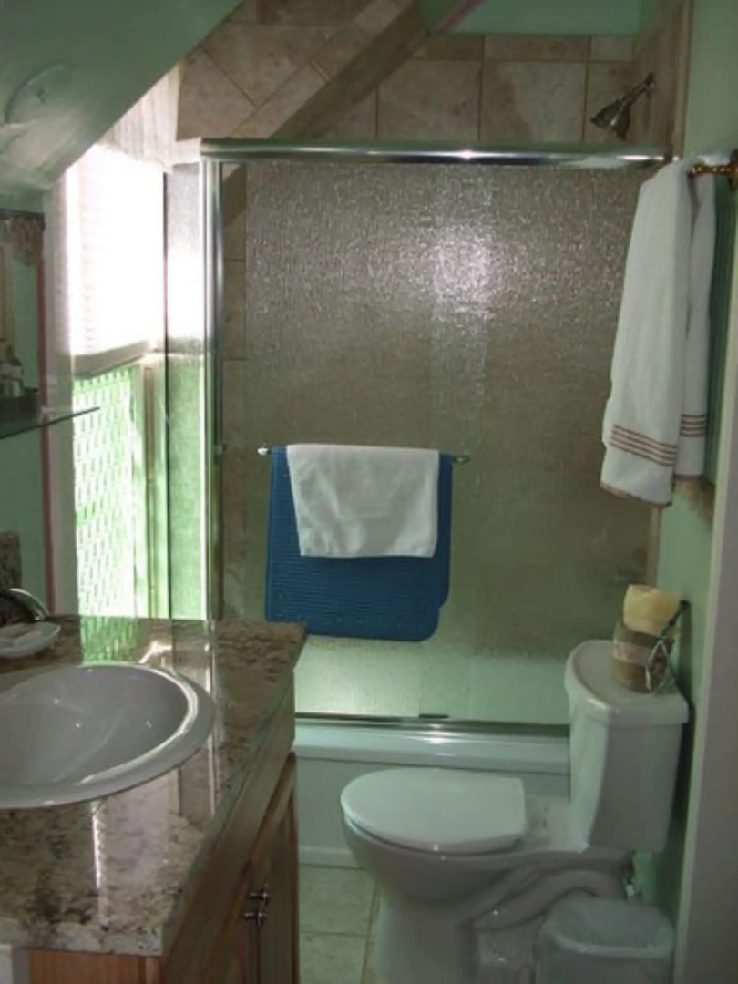 The Silk Pincushion - Easy access to downhill skiing