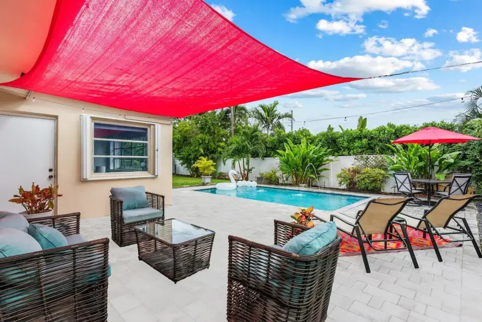 Oasis Backyard With Heated Pool Oakland Park