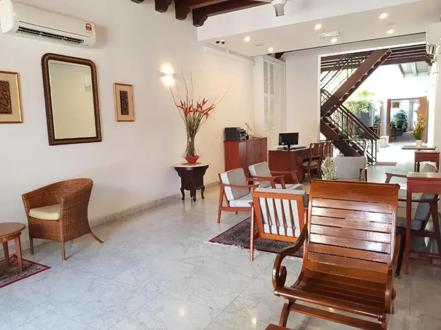 Heeren Palm Suites