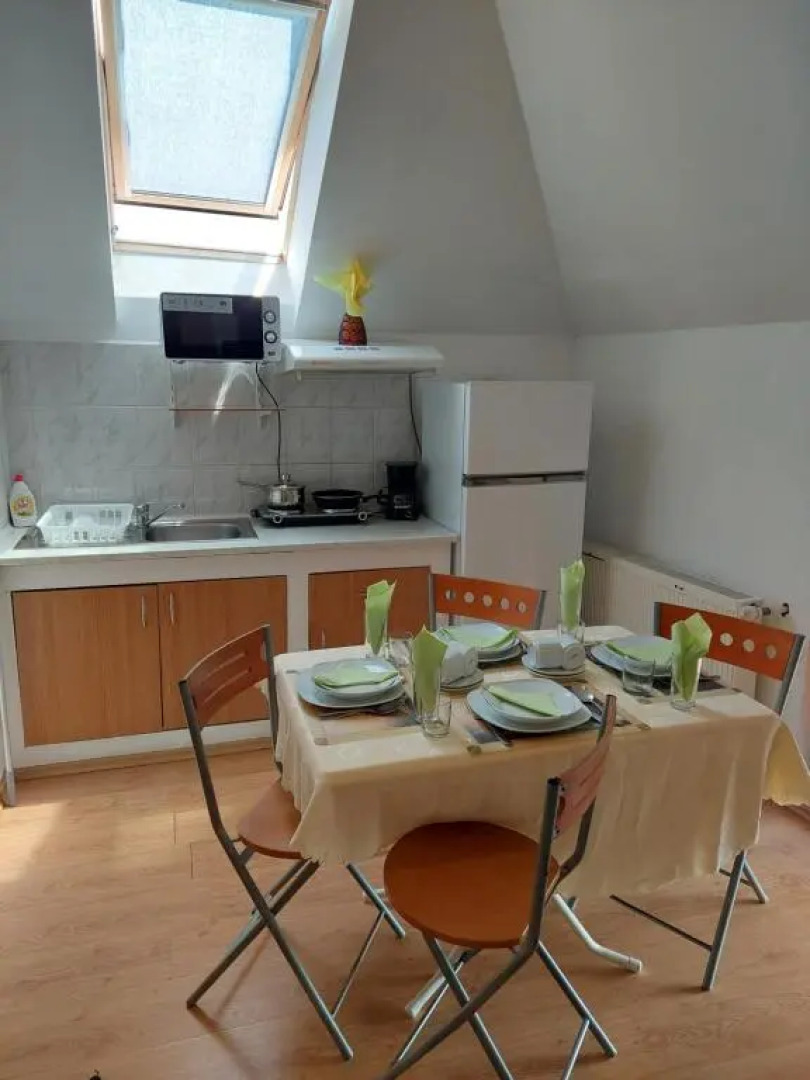 Pensiunea Rock and Red