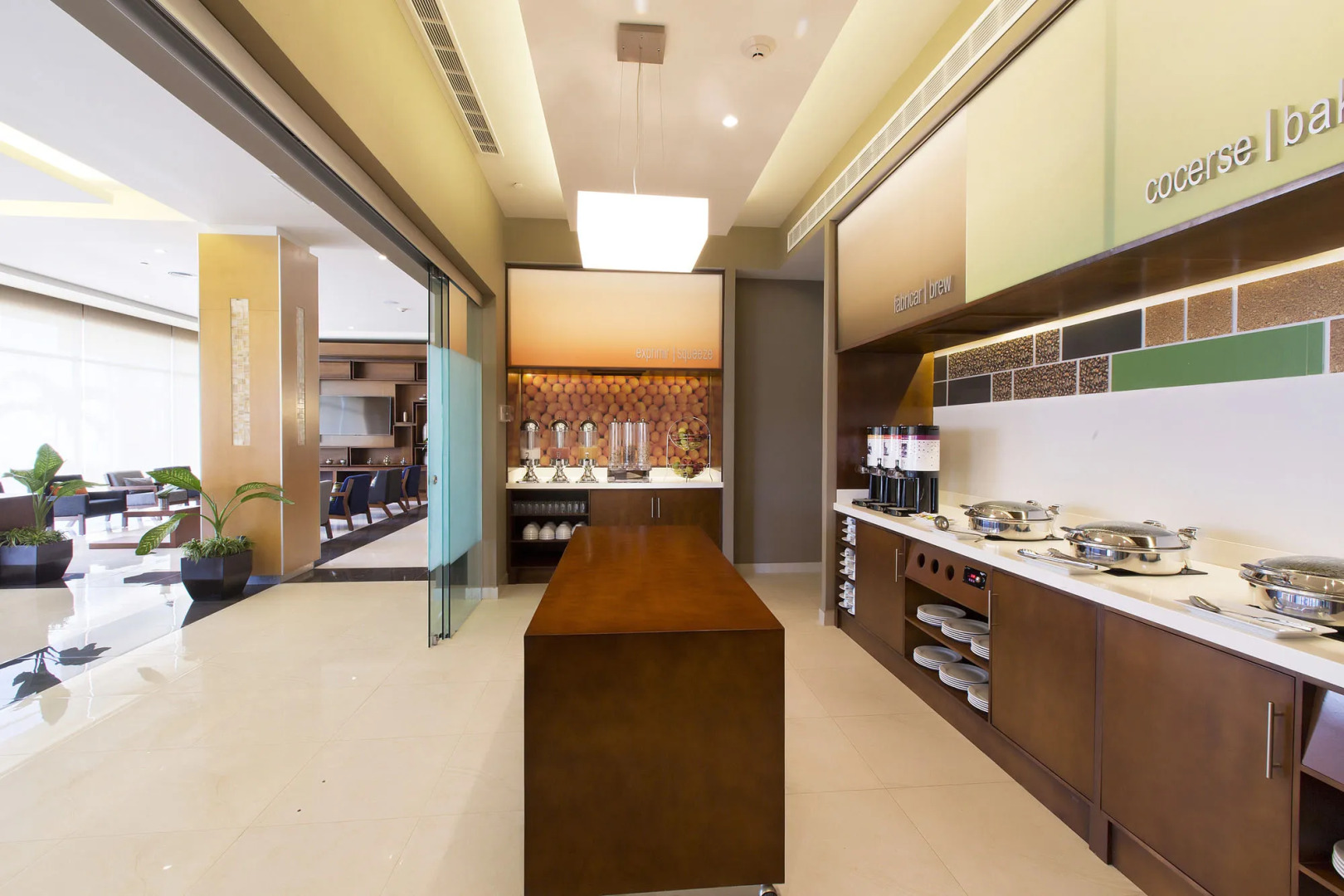 Hampton Inn & Suites by Hilton Paraiso