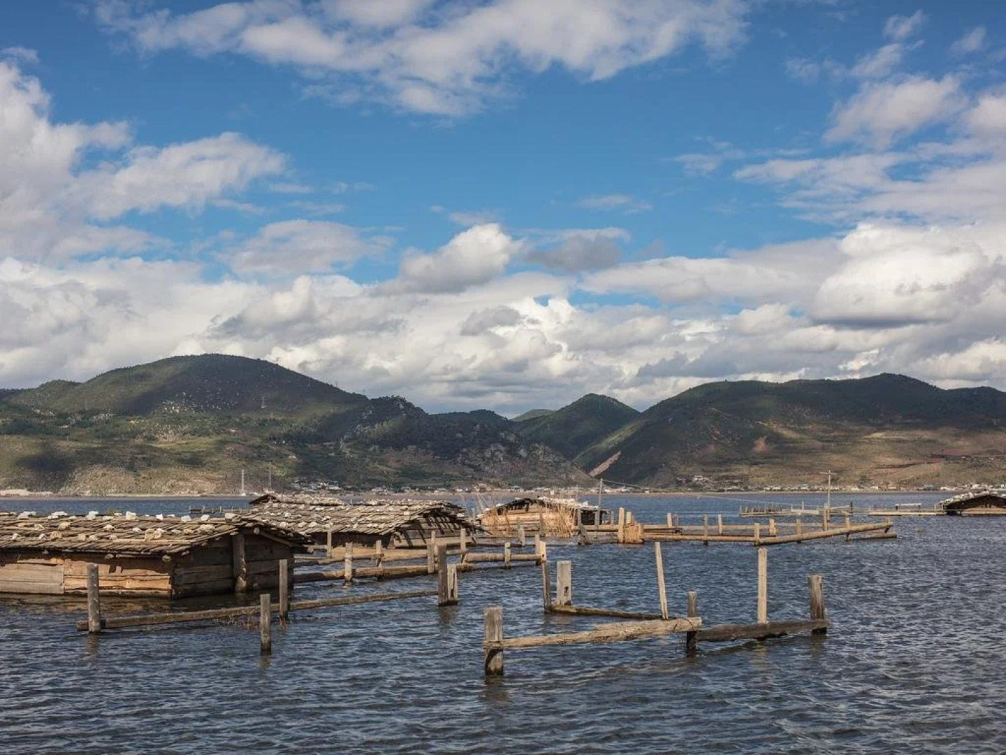 High Mountain Resort Shangri-la