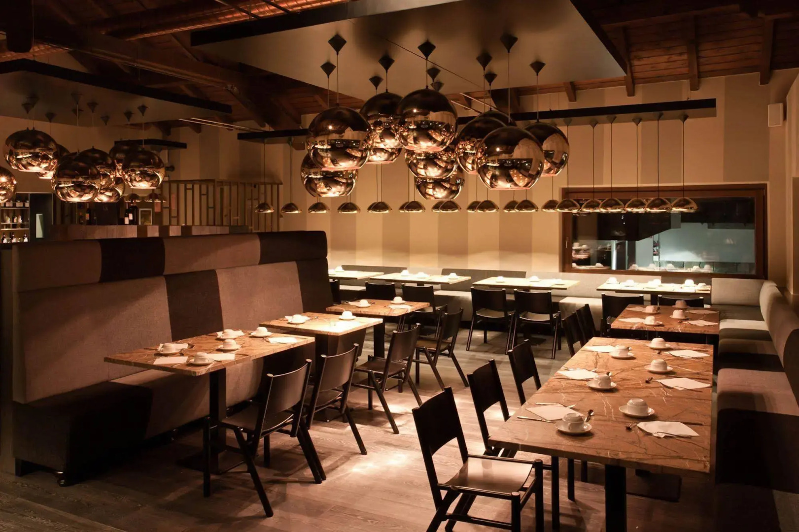 Alexander Charme Hotel