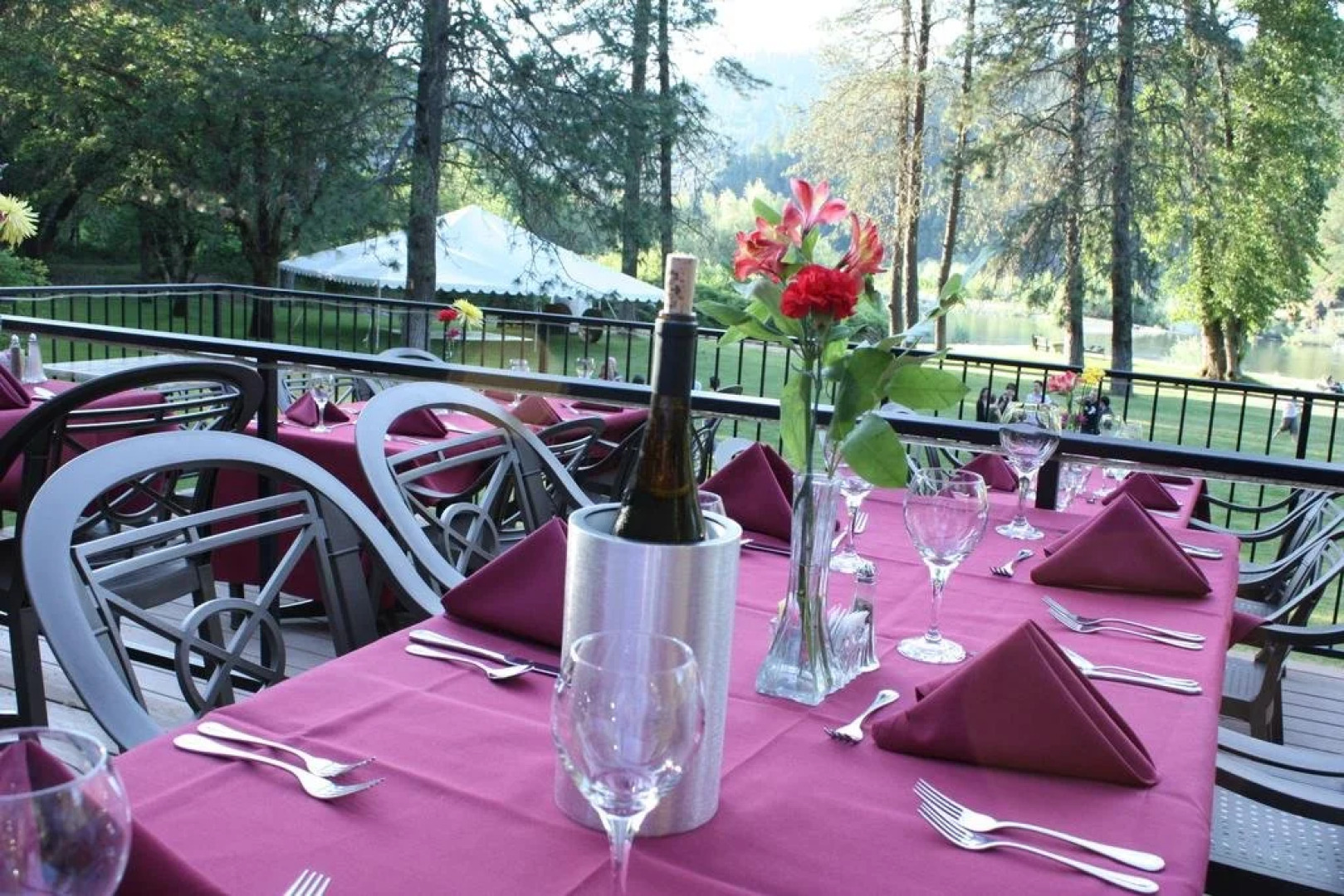 Morrison's Rogue River Lodge