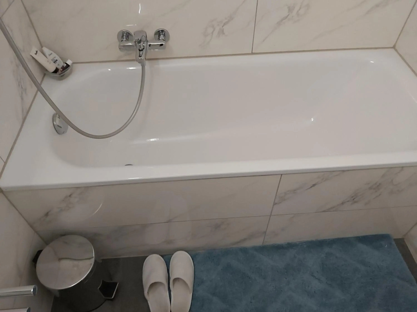 Royal Apartment EIBL 02