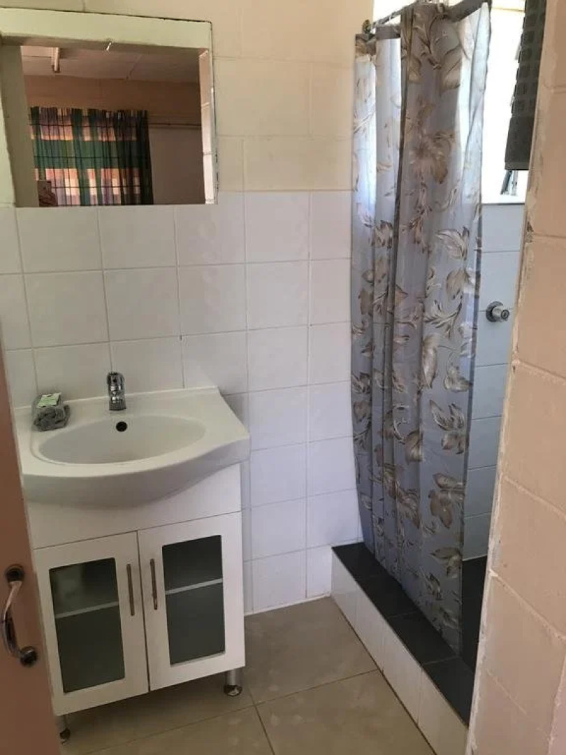 The Oxford Hotel Motel