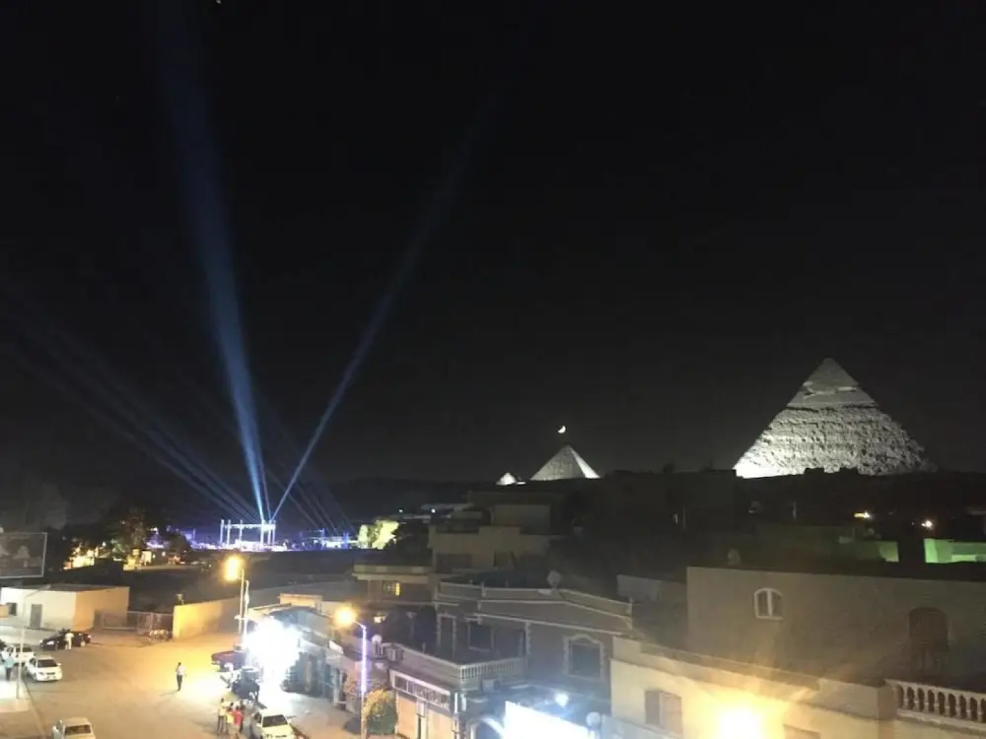 The Pyramids Inn Cheops