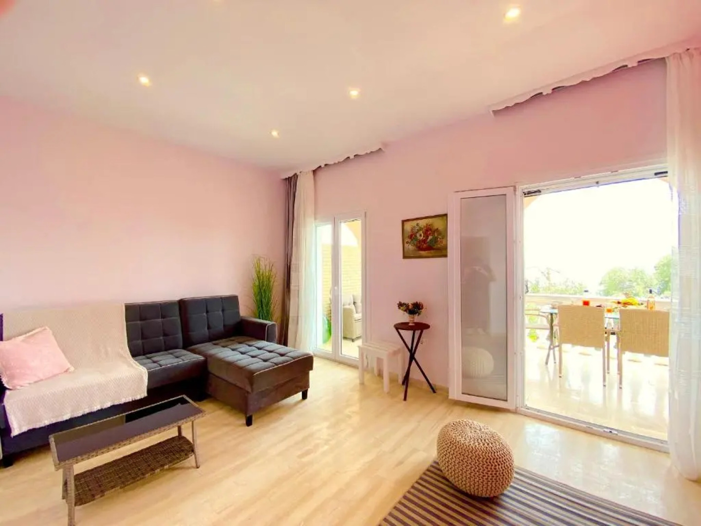 Nissaki Sunlight - New Home Above the beach