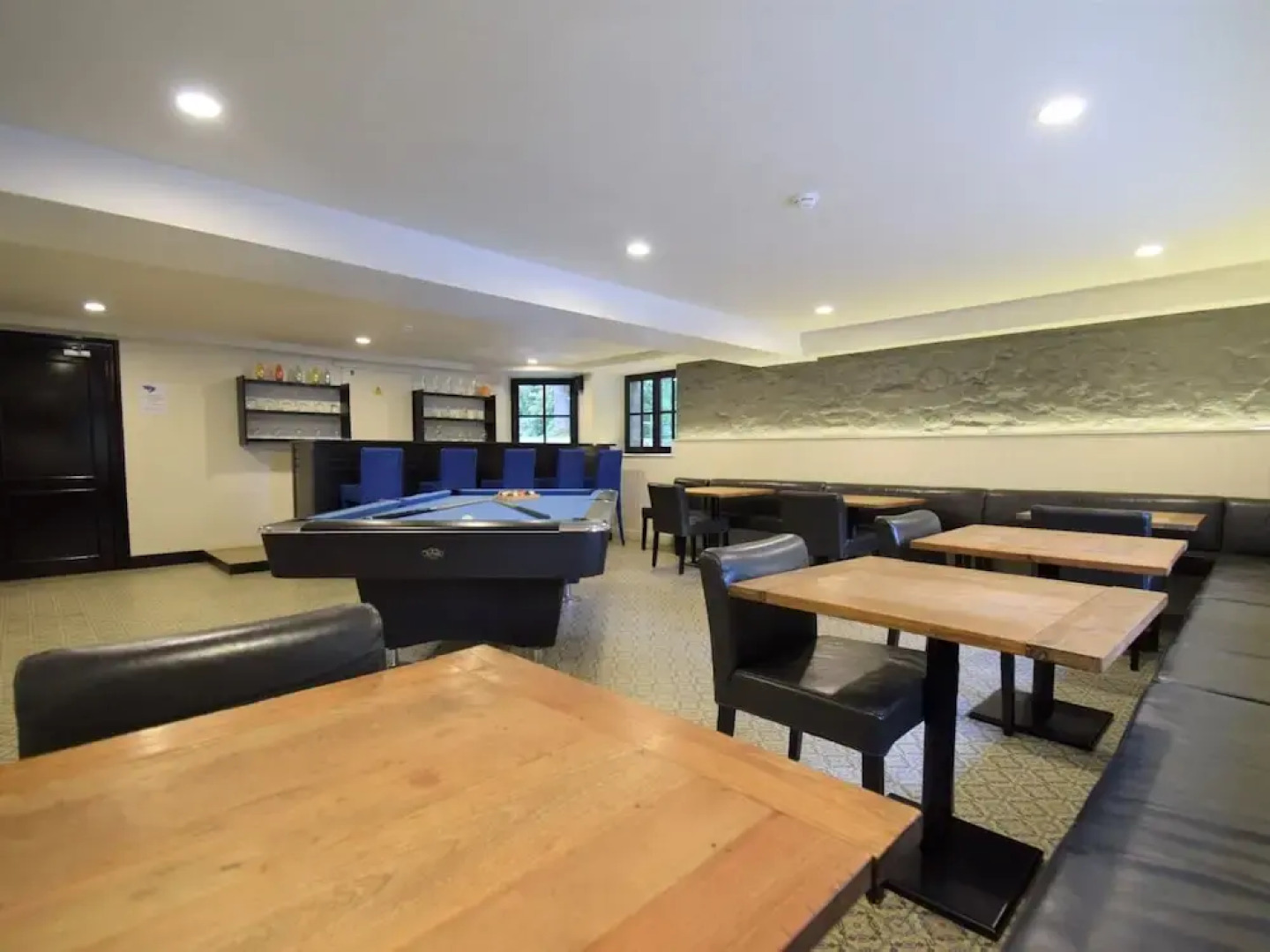 Vintage Villa with Hot Tub & Infrared Sauna in Ardennes