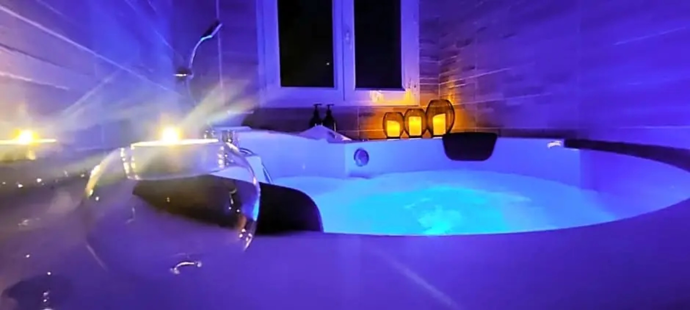 A l'Orée des pins - Gite indépendant avec baignoire balnéo et Home Cinéma en sup - Voir info de l'hôte