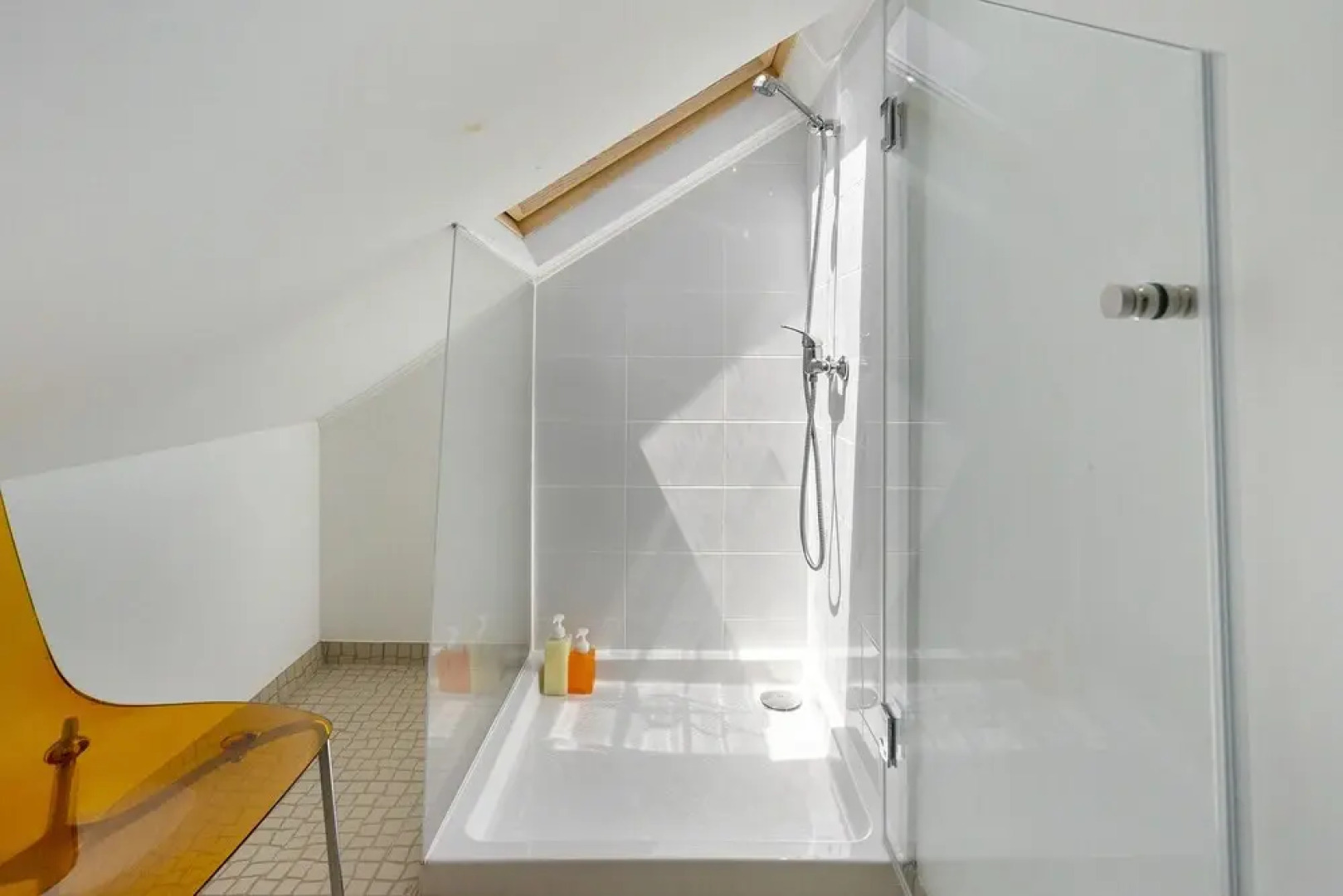 Amazing House In Carcavelos Historical Center W/ Private Patio & Bbq