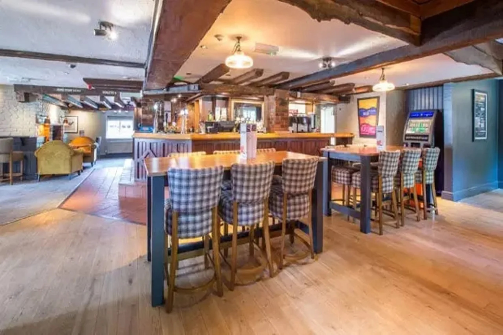 Premier Inn Woking West (A324)