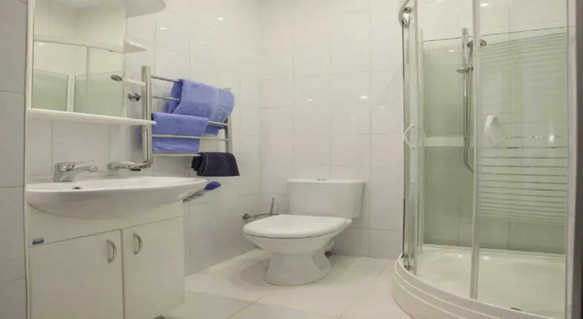 Нерл ФроОтель