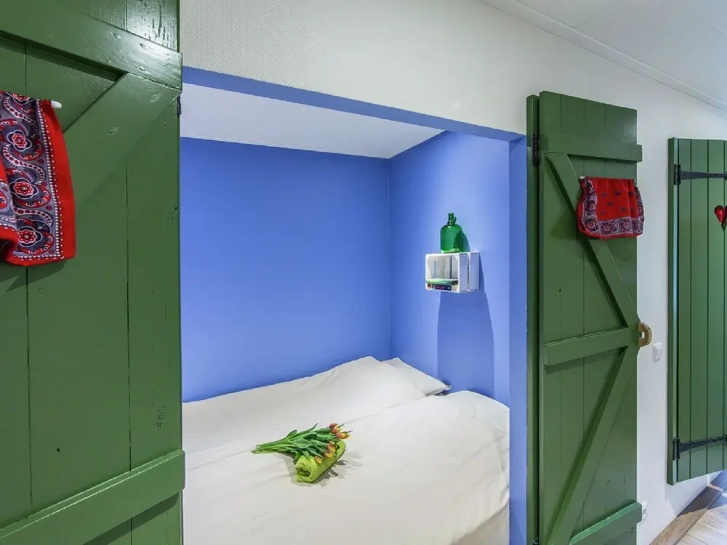 Cozy Home With Lots of Privacy, in the Forest