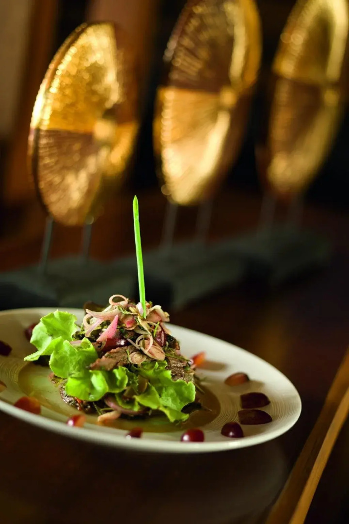 Wanakarn Beach Resort & Spa