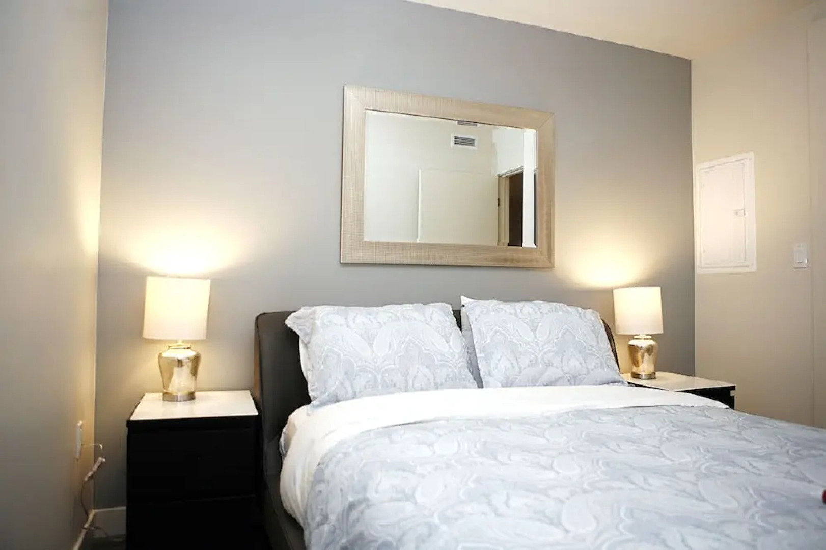 Apartments in the Loop