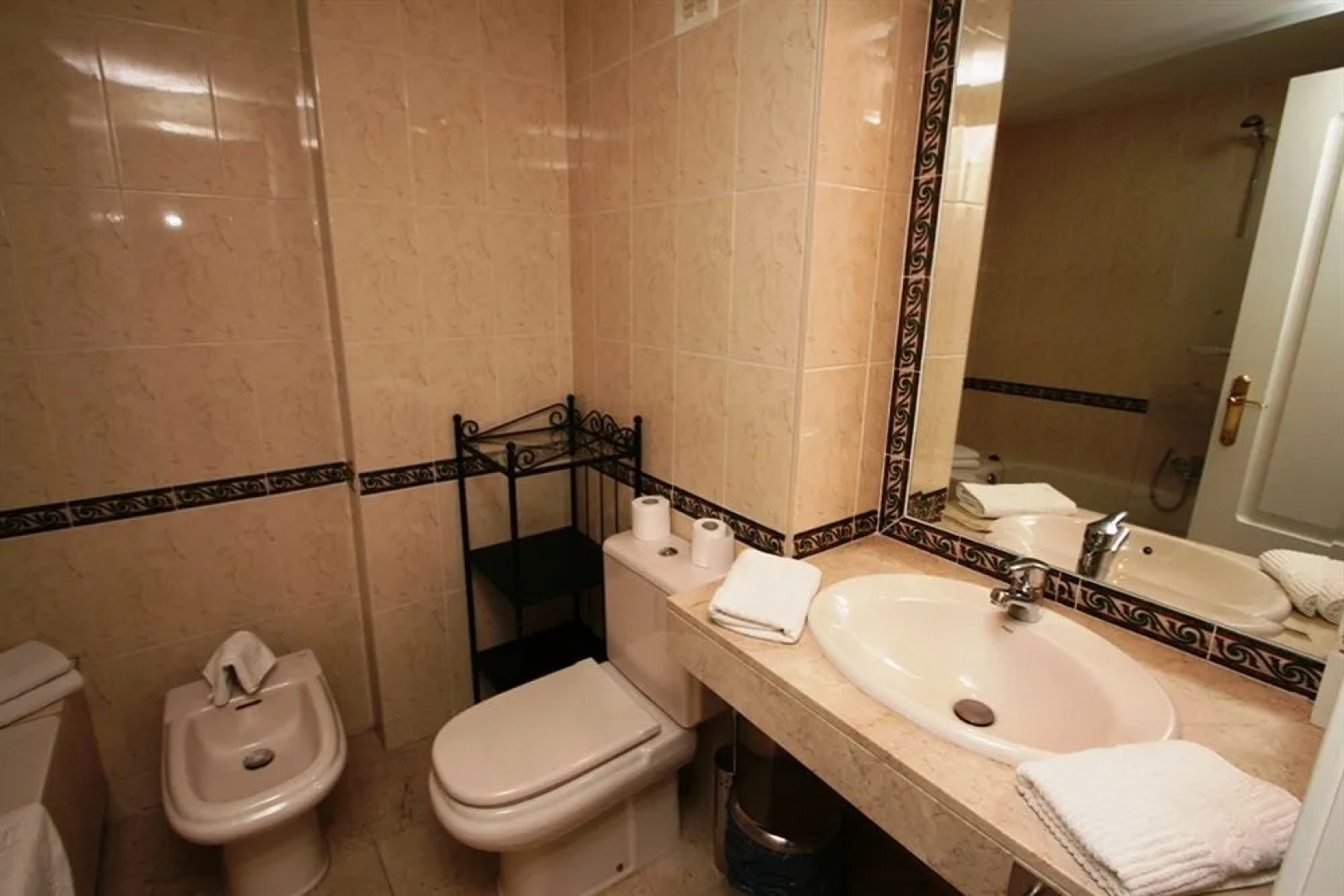 Apartamentos Señorio de Aloha