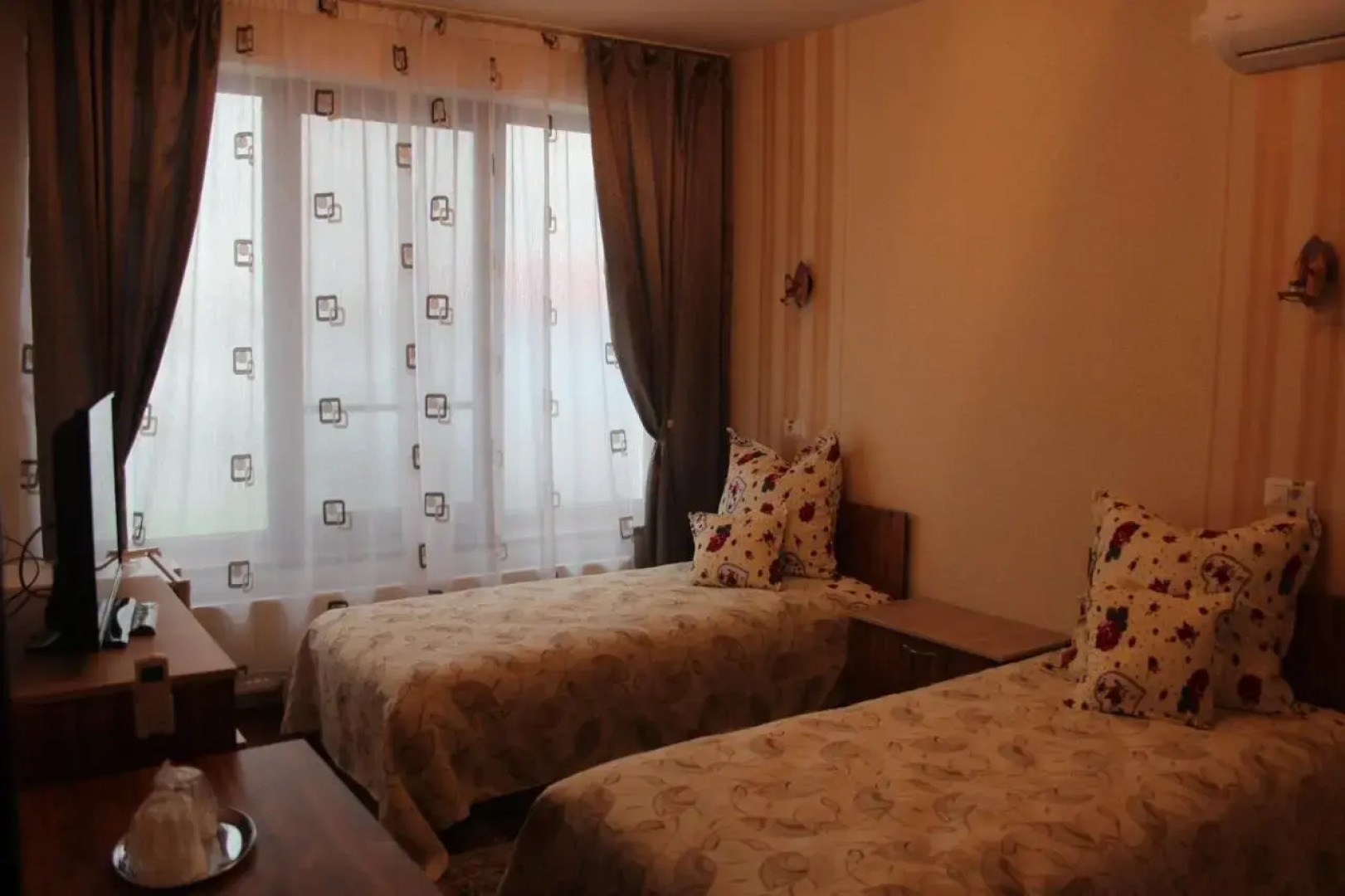 Camere-Apartament Steyna