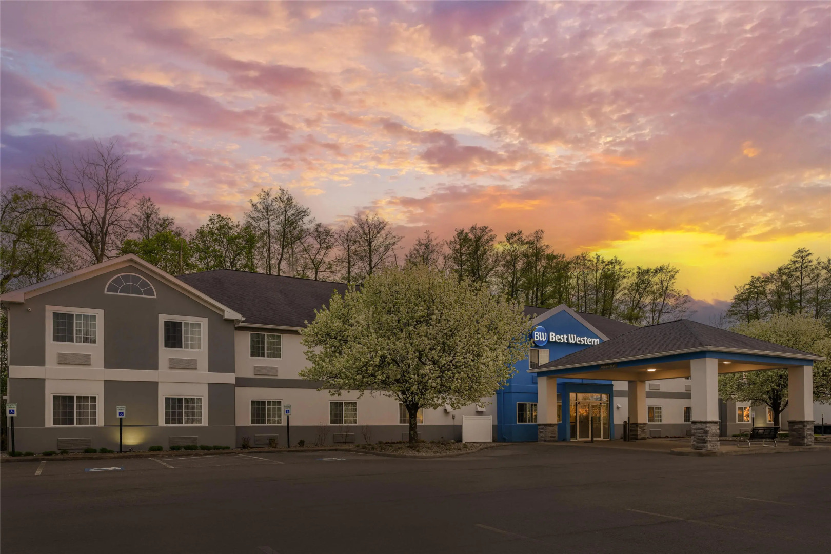 Best Western Brockport Inn & Suites