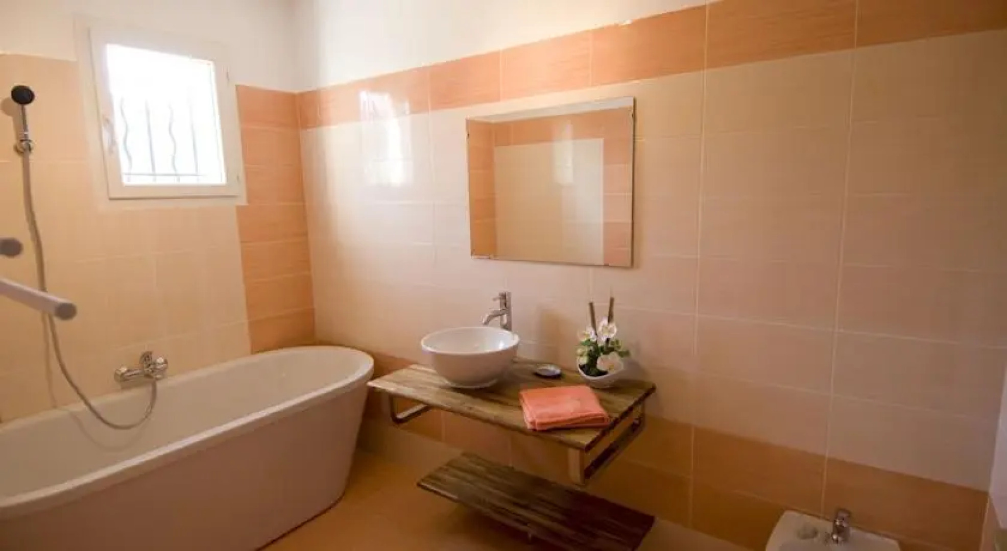 Les Maisons au Soleil