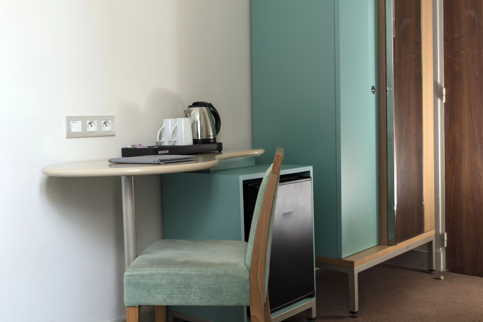 Отель Leonardo Boutique Opera