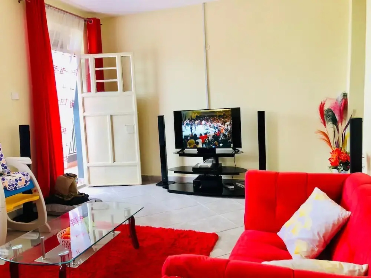 Lux Suites Zion Apartments Homabay