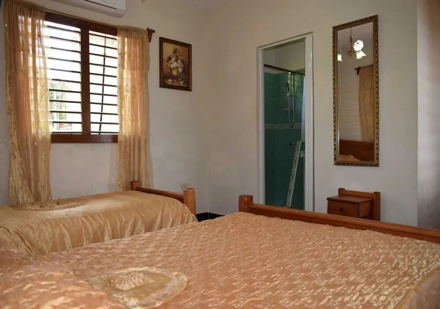 Hostal Eida y Lujan PLAYA LA BOCA