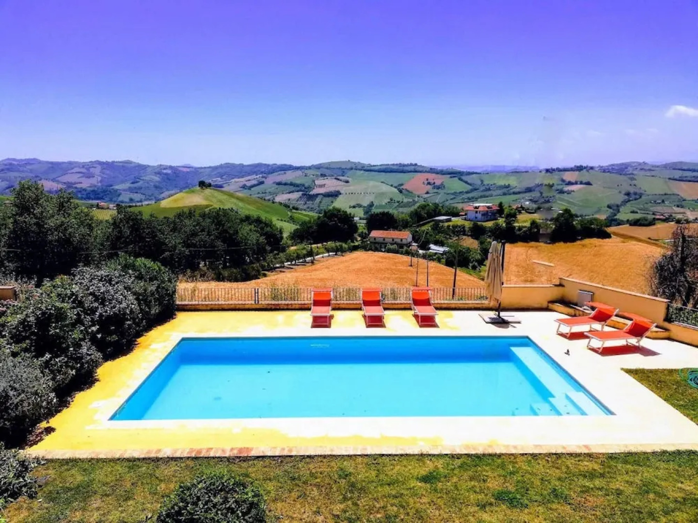 Villa With 3 Bedrooms in Provincia di Ascoli Piceno, With Wonderful Mountain View, Private Pool, Furnished Garden