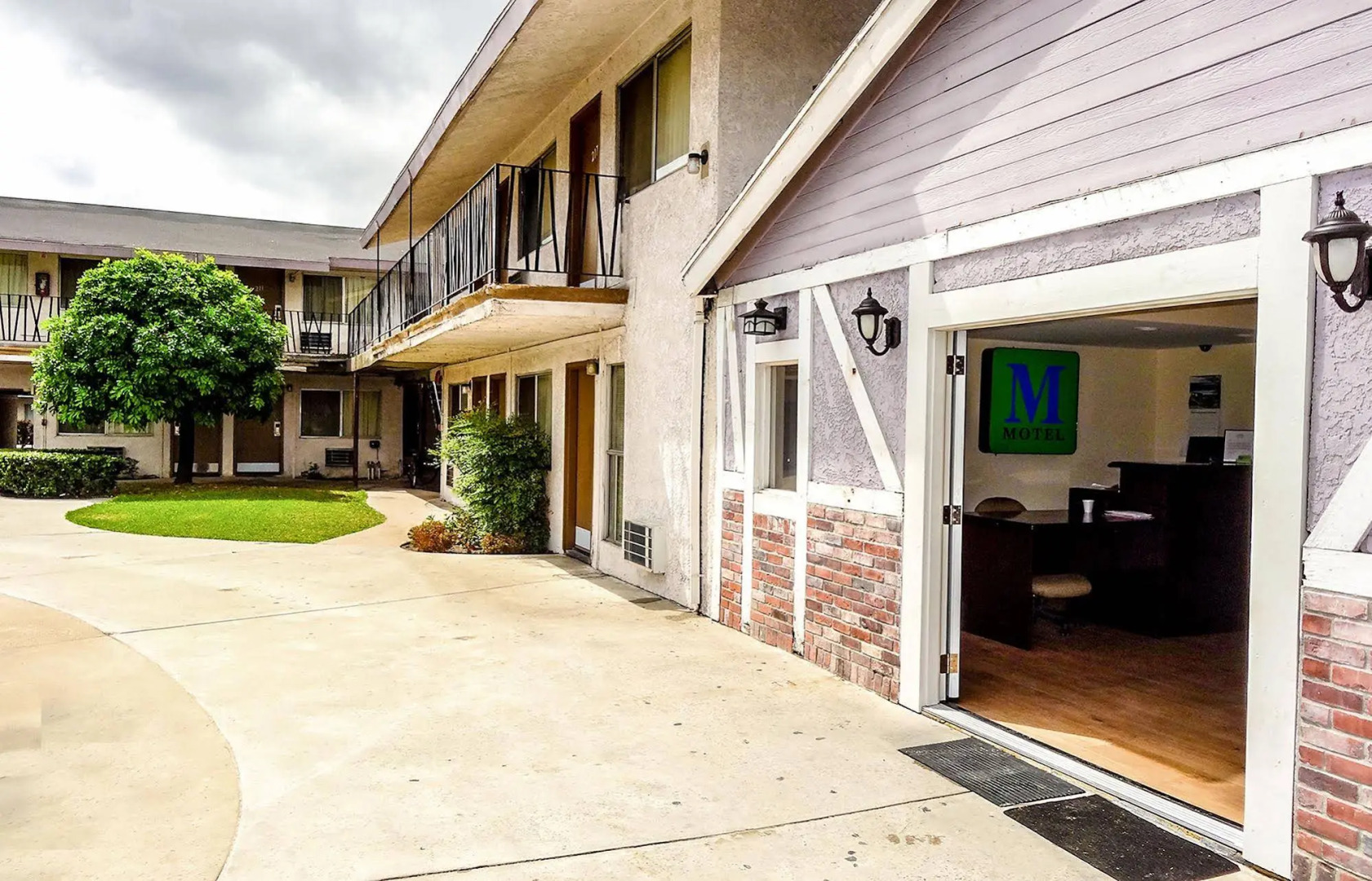 M Motel