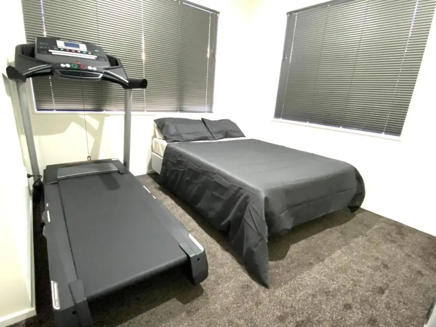 Luxury 5beds And 5bedroom