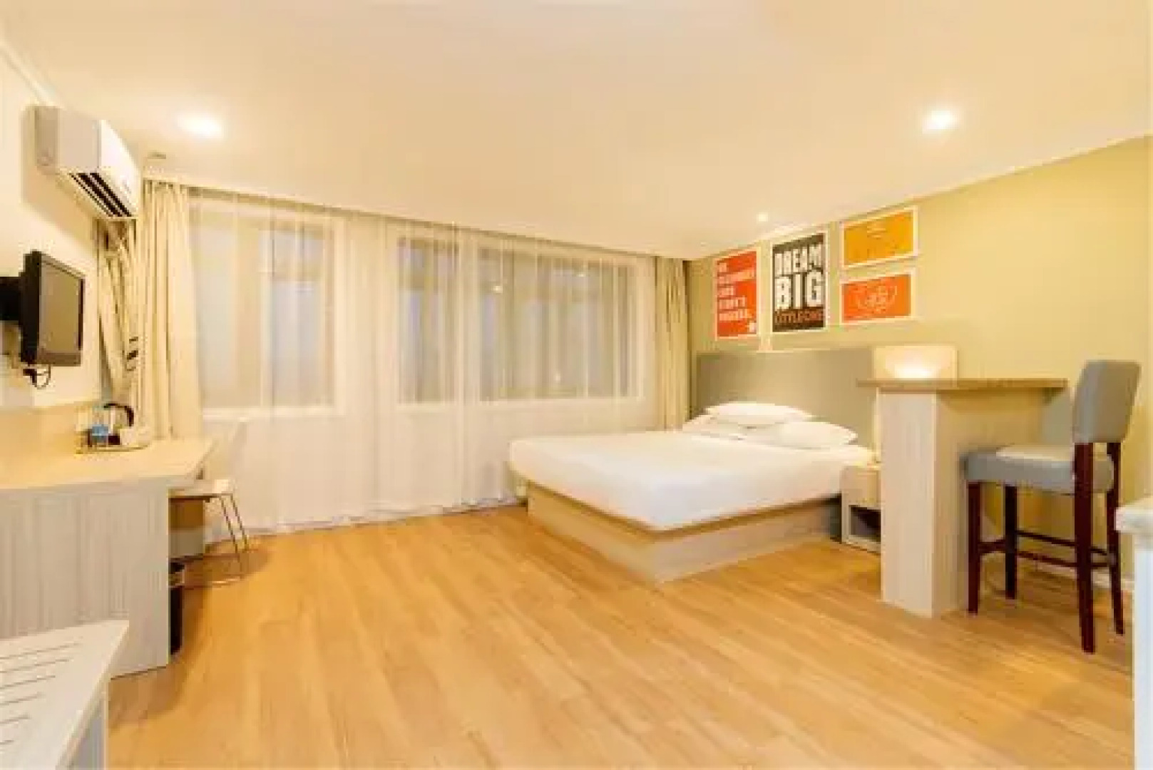 Hanting Guyuan City Government Hotel