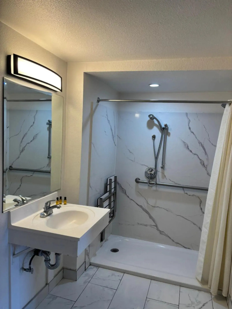 Monterey Fireplace Inn