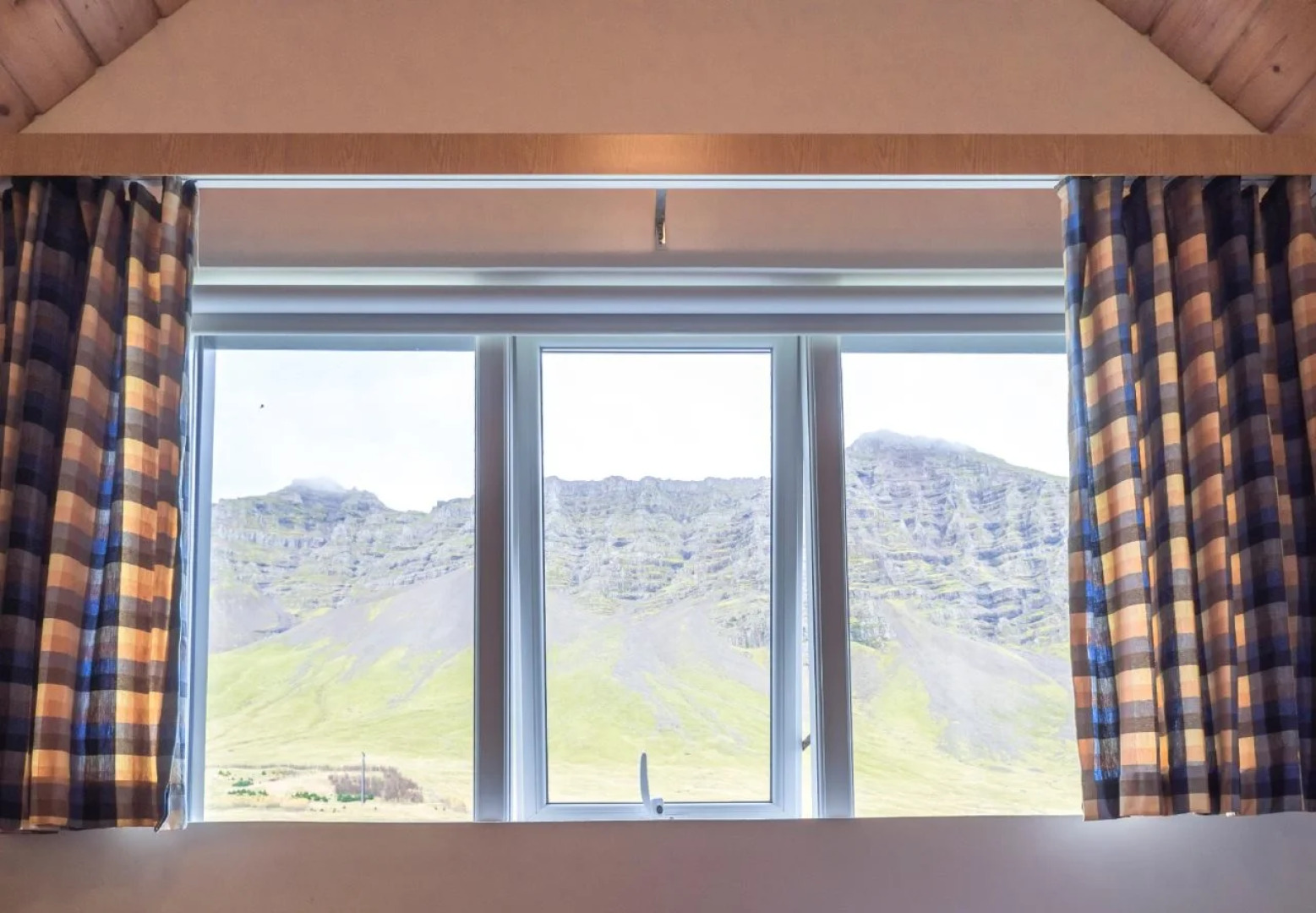 Skyrhusid Guest House