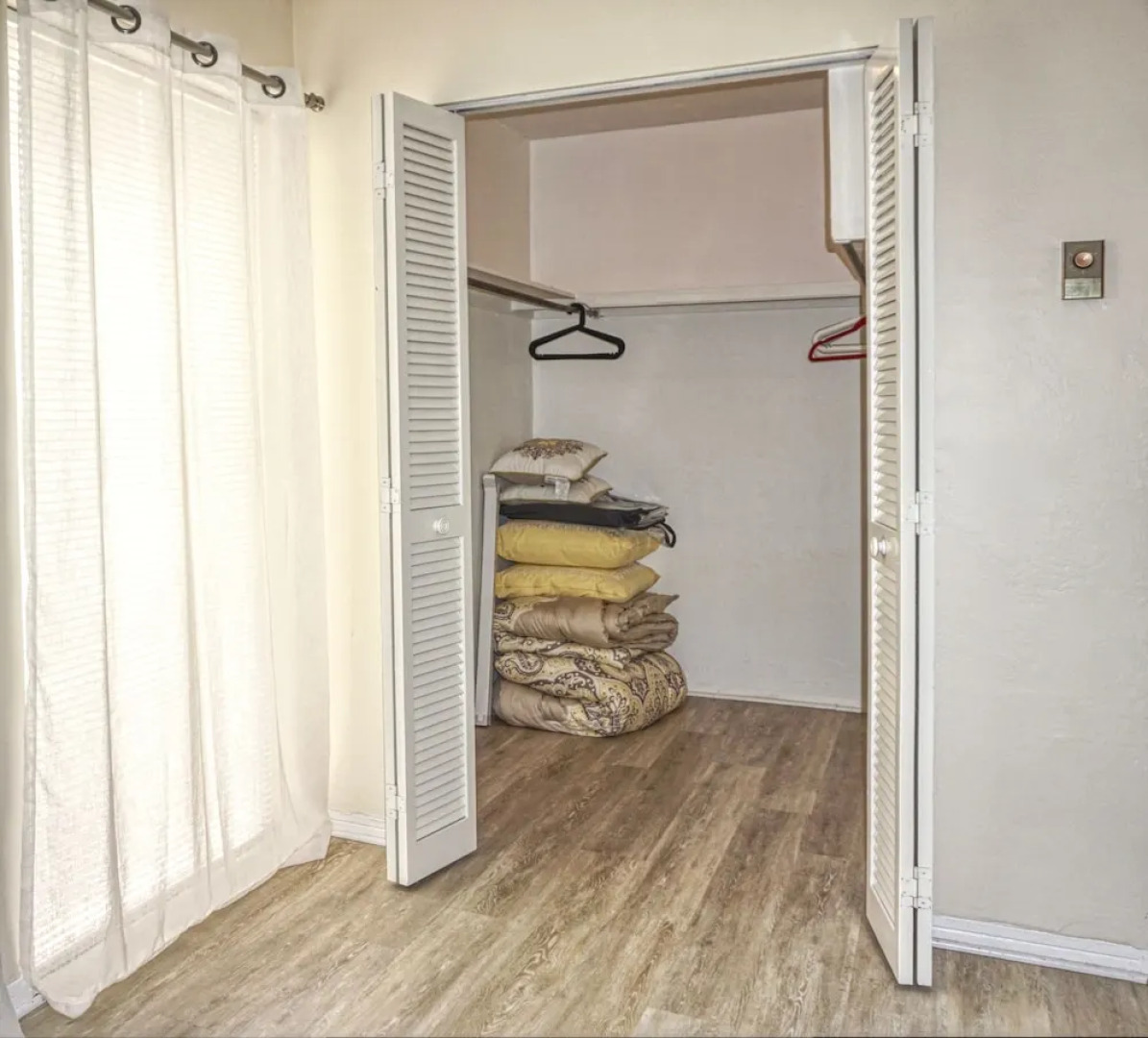 Pass-A-Grille Intercoastal Views 102-4 by TechTravel