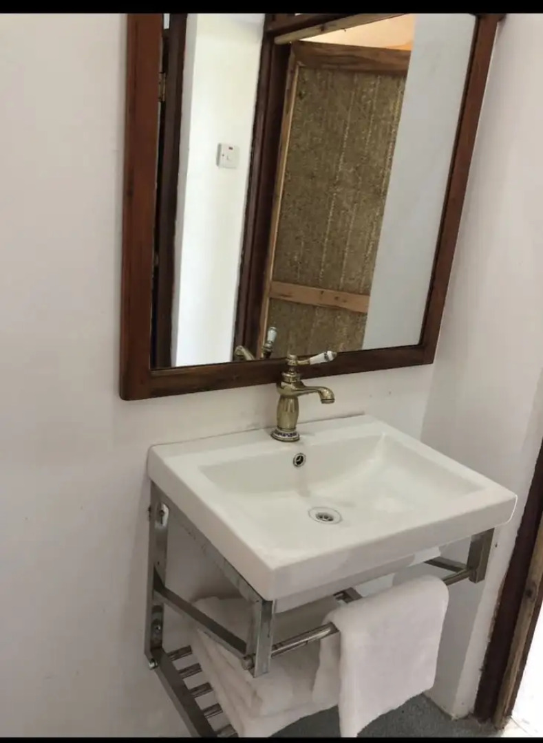 Sea Front Mafia Lodge