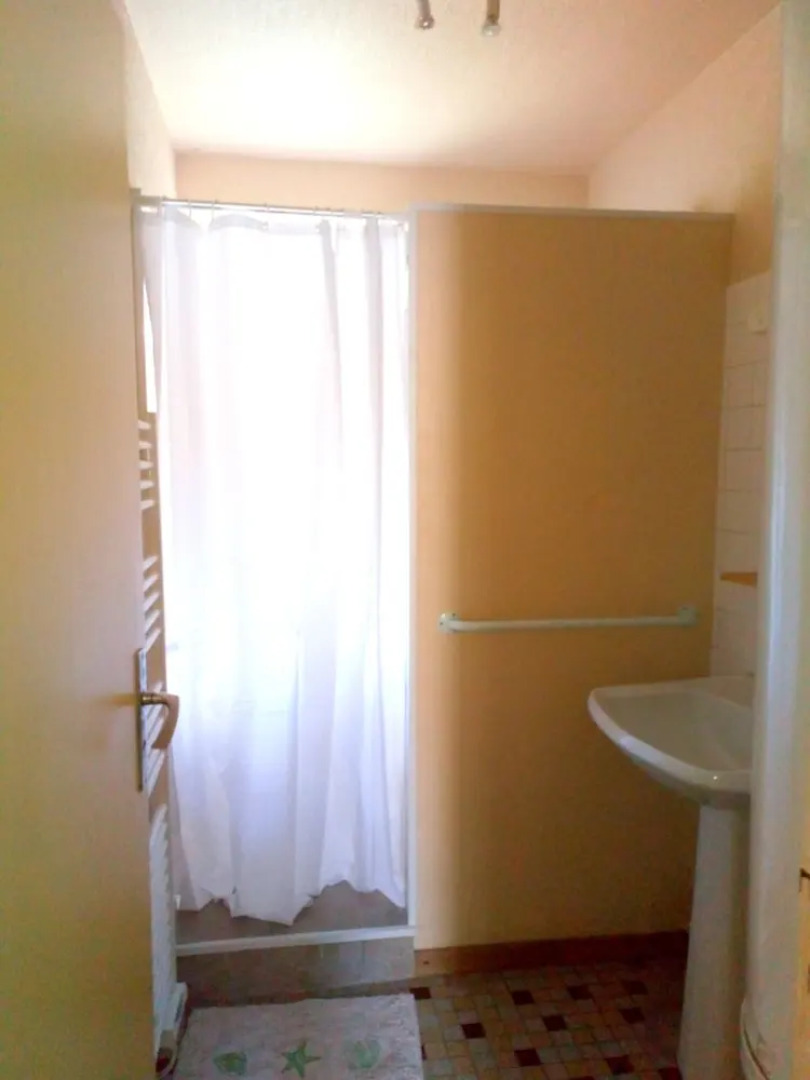 House With 2 Bedrooms in Chevannes, With Enclosed Garden and Wifi