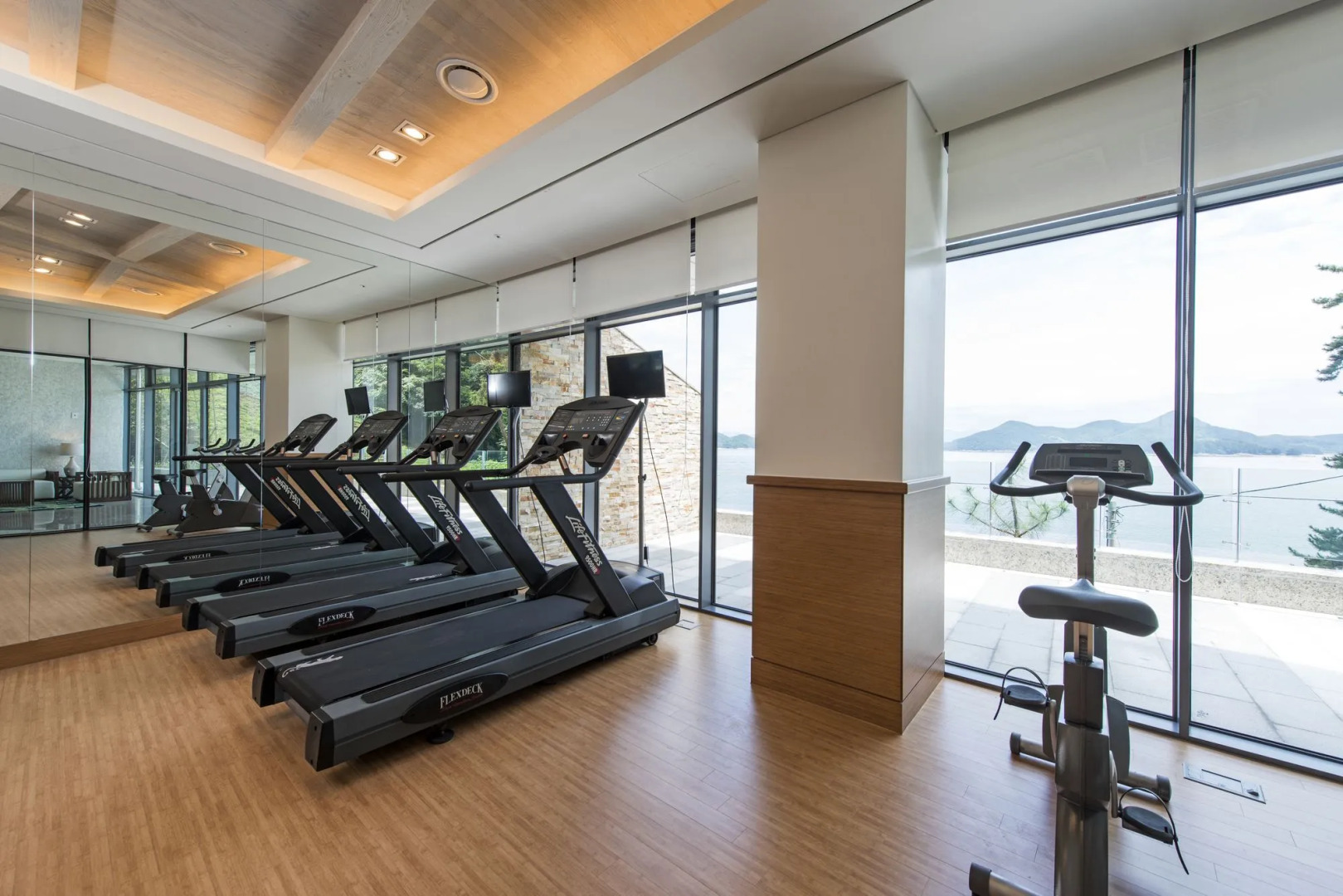 Stanford Hotel & Resort Tongyeong