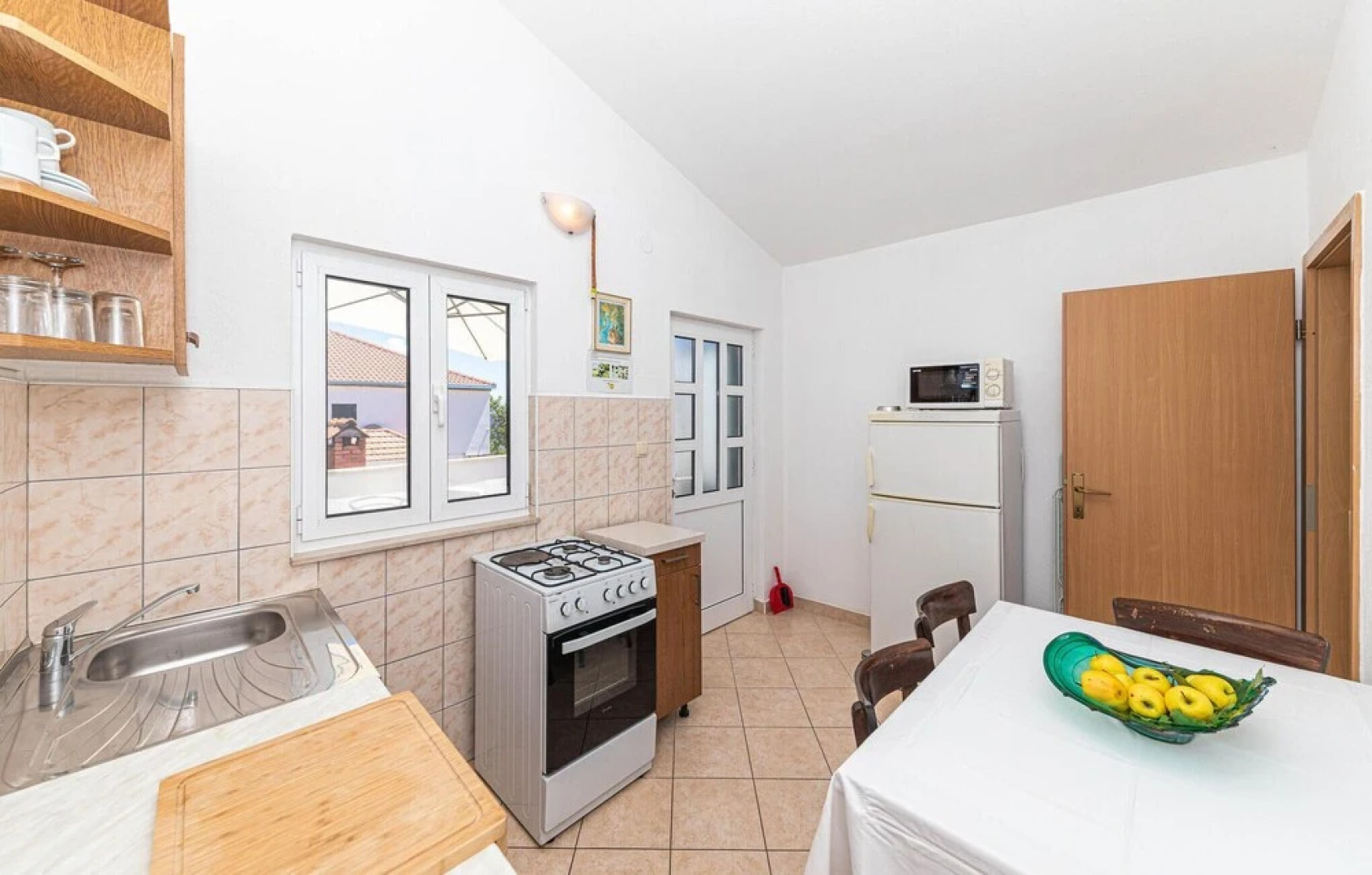 Stunning Home in Drvenik Mali With Wifi and 2 Bedrooms