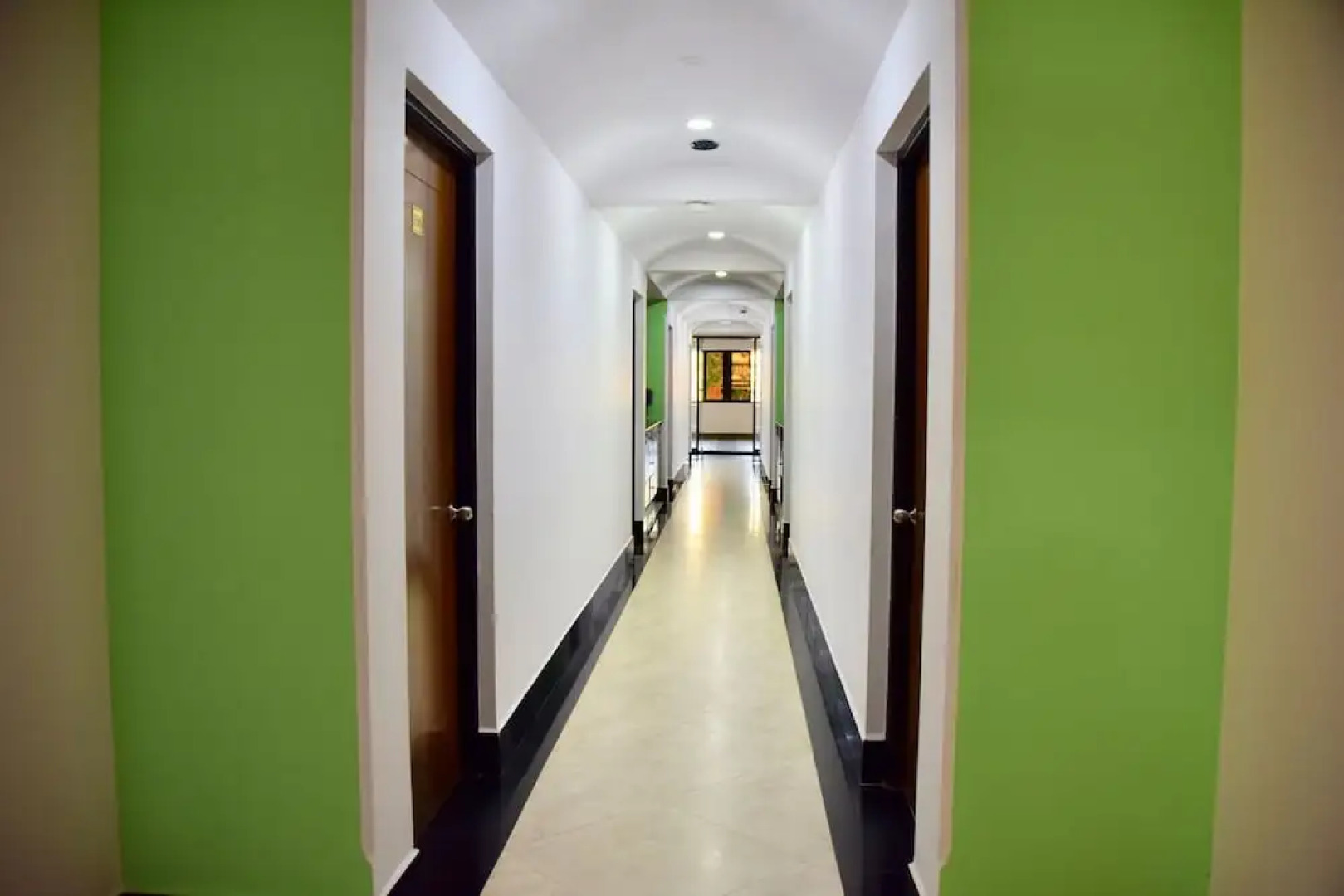 OYO 10765 Hotel Tanish