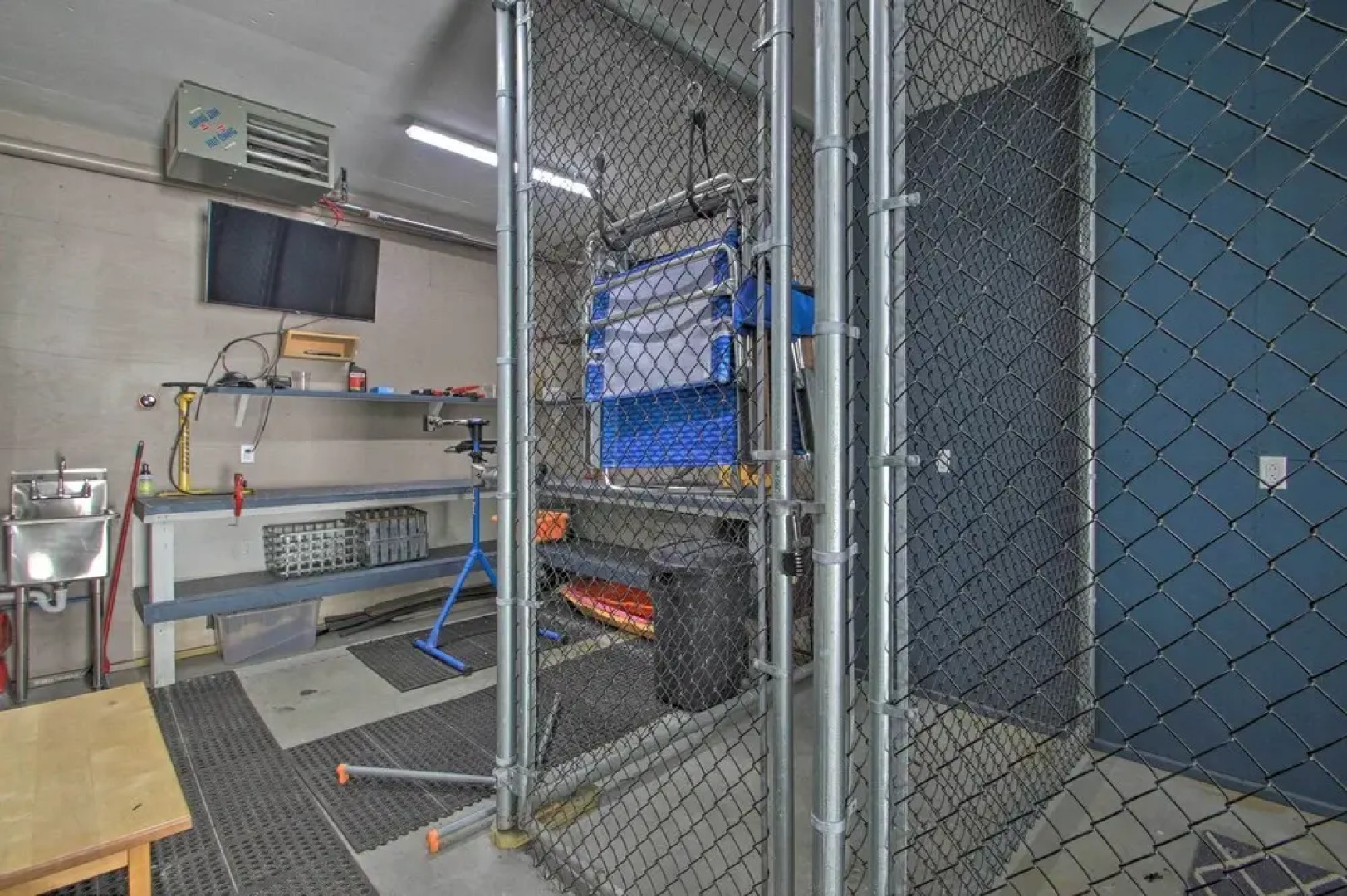 Slopeside Burke Mountain Condo w/ Fireplace!