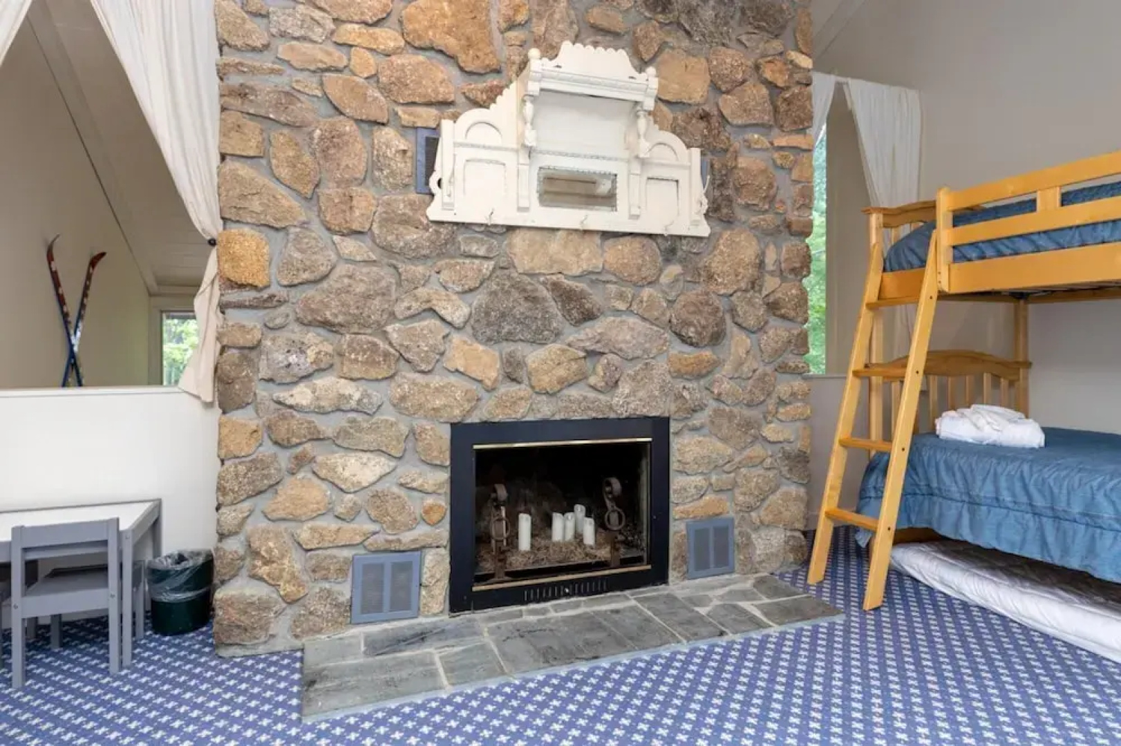 Ski-in out Mountain Home-jacuzzi Sauna Wintergreen