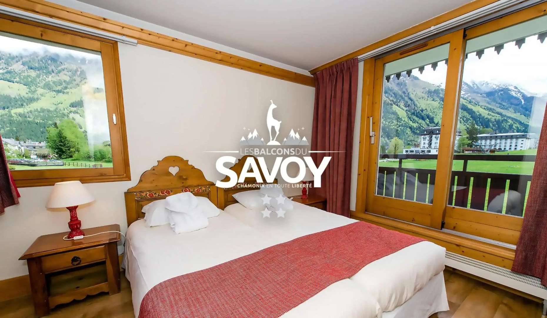 Les Balcons du Savoy