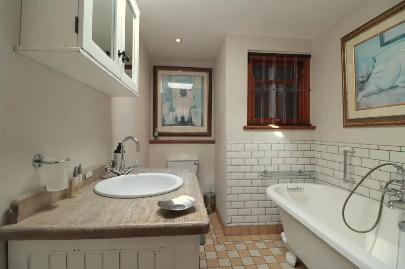 Sea Pearl Holiday Home