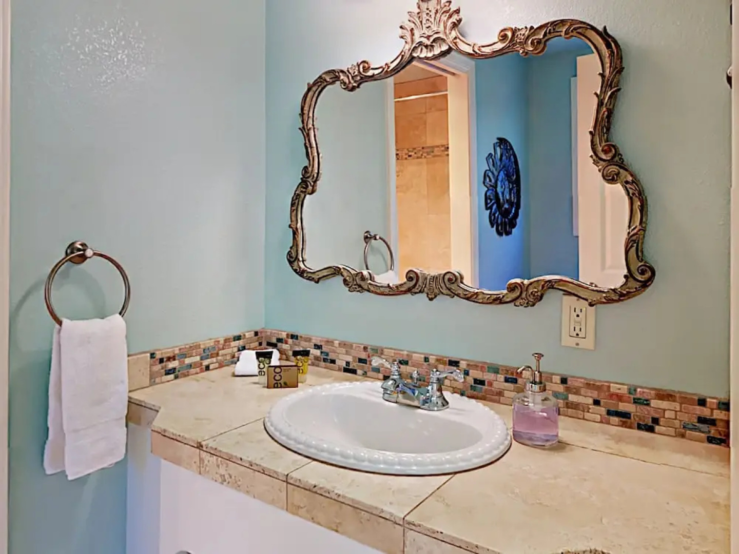 3br W/ Panoramic Ocean Views 3 Bedroom Home