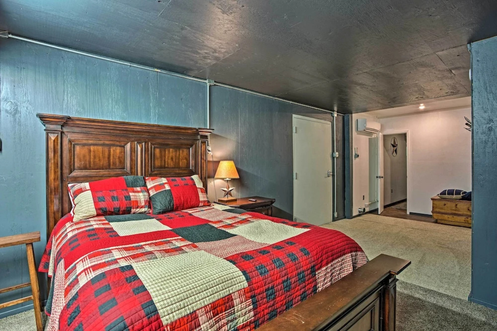 Charming Quitman Cabin < 2 Miles to Lake Fork