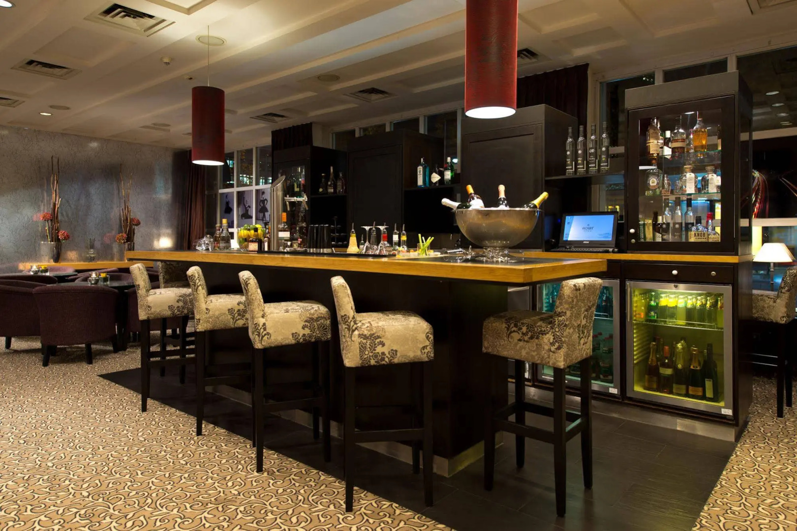 Отель The Q - Quadro City Hotel