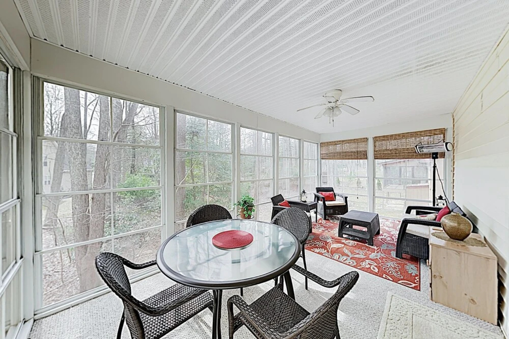 New Listing! Choice Getaway - 5 Pools & Beach Club 3 Bedroom Home